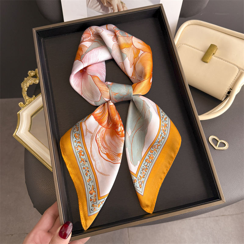 2026 Nuove sciarpe quadrate di - Women Fashion Necktie recensione e prezzo